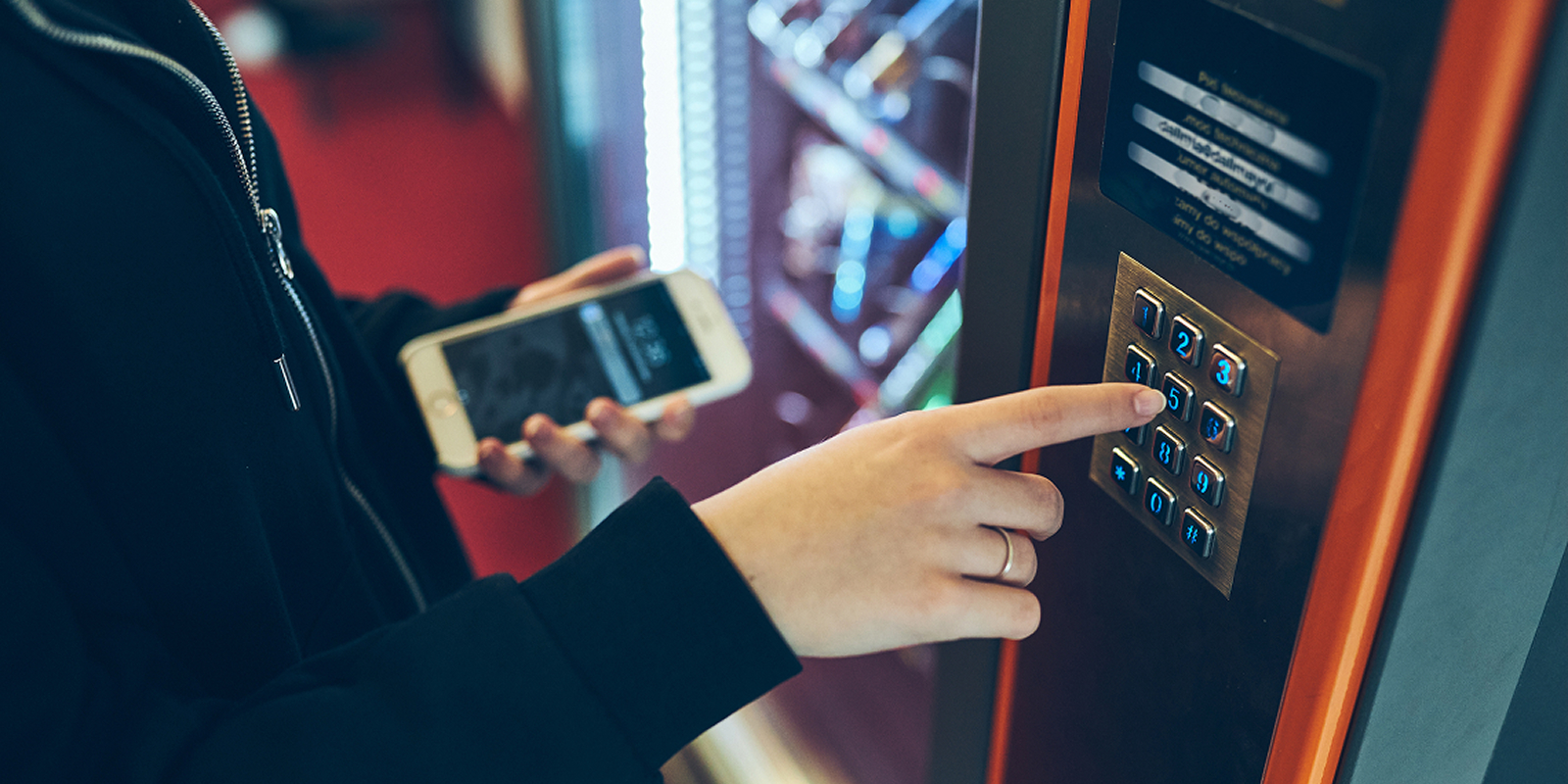 Distributore automatico di snack e bevande a Schio